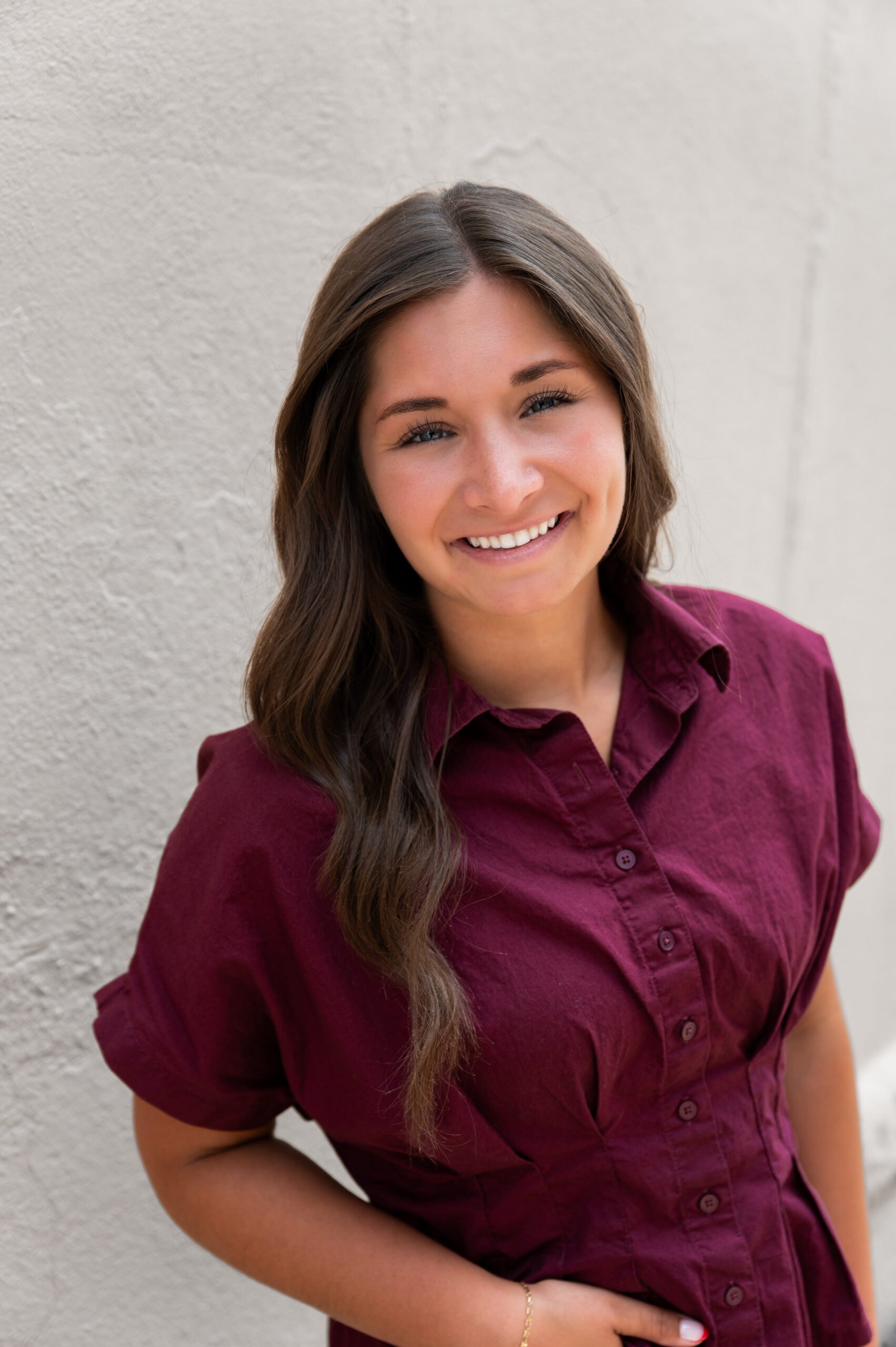 f02de368 b9d8 4515 bec9 3fc498d67fd8tess headshot upframe 6